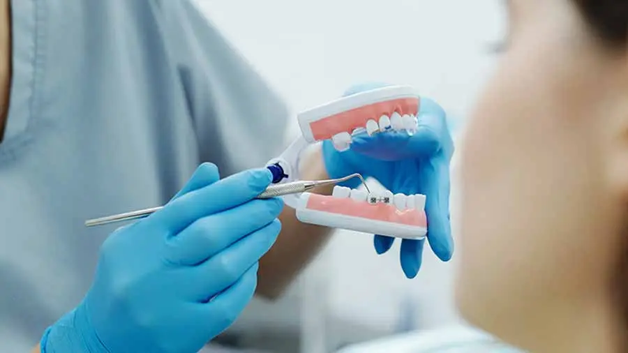 مراقبت های بعد از ایمپلنت دندان؛ راهنمای کامل بیماران دکتر وحید عارفی مراقبت های بعد از ایمپلنت دندان