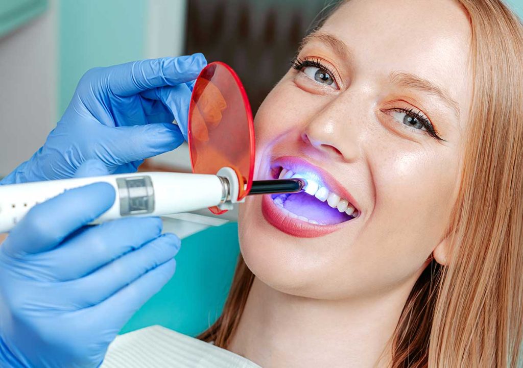 لیزر درمان پریودنتال در تهران | متخصص لثه و لیزر – دکتر وحید عارفی لیزر درمان پریودنتال در تهران